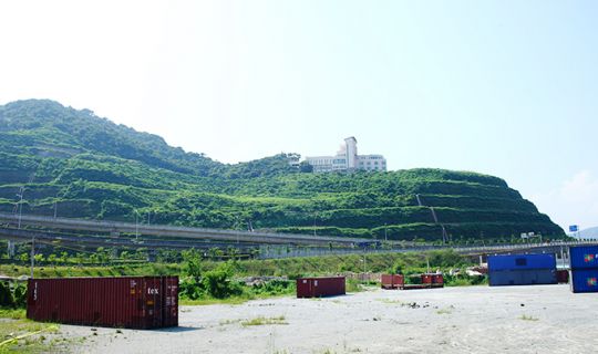 【广东省获奖】深圳市东部沿海高速公路-莲塘至盐田段梧桐山道立交路堑边坡地质灾害治理工程勘查、设计